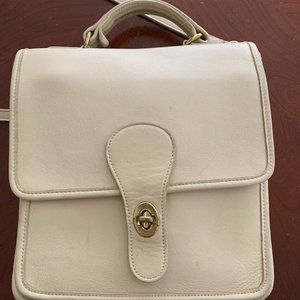 vintage COACH Station bag 5130 white leather